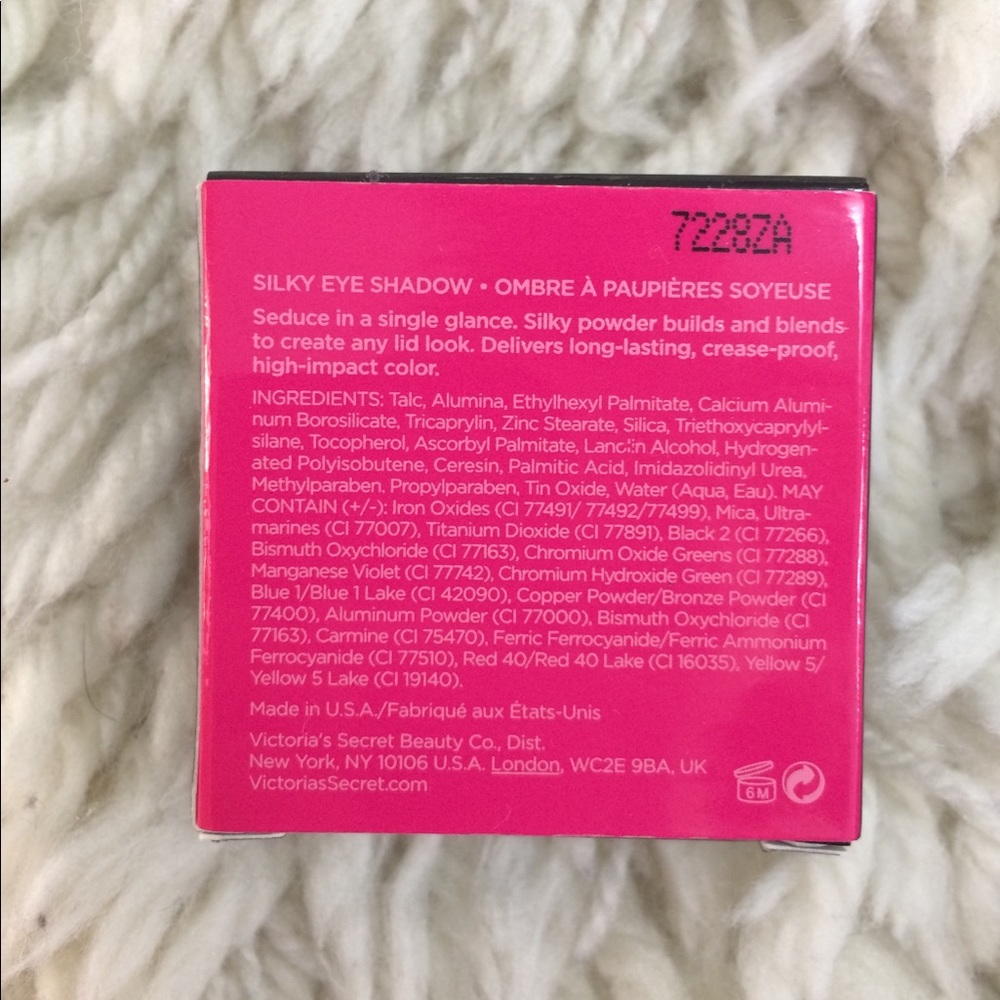 Victoria's Secret Silky Eyeshadow - Picture 7 of 16